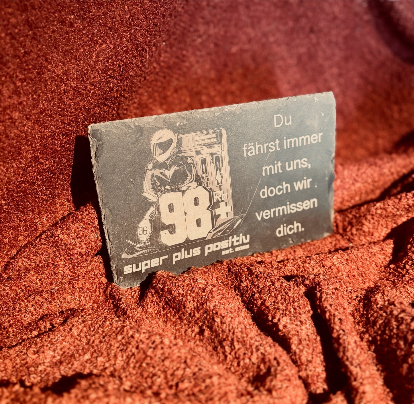 Gravierte Schieferplatte – individuell & versiegelt